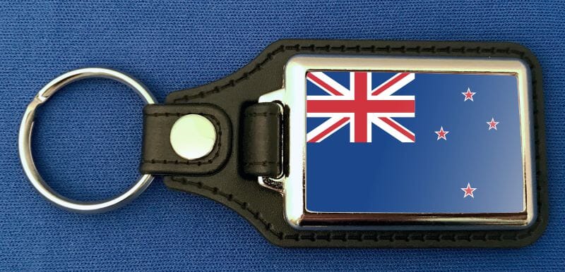 Neuseeland Schl&uuml;sselanh&auml;nger aus Metall und Kunstleder | ca. 95 X 37 mm - Bild 1