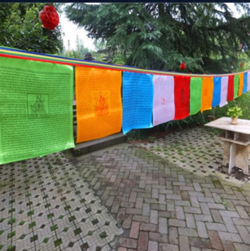 Tibetische Gebetsfahnenkette aus Stoff | 30 Fahnen 27 x 22 cm 8.4 m lang - Bild 2