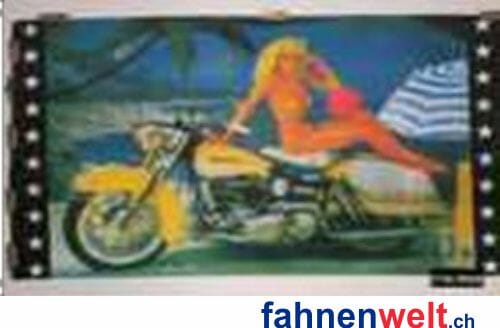 Frau auf dem Motorrad / Girl & Motorcycle Fahne gedruckt | 90 x 150 cm - Bild 1