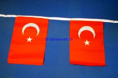 Fahnenkette T&uuml;rkei gedruckt aus Stoff | 30 Fahnen 15 x 22.5 cm 9 m lang - Bild 1