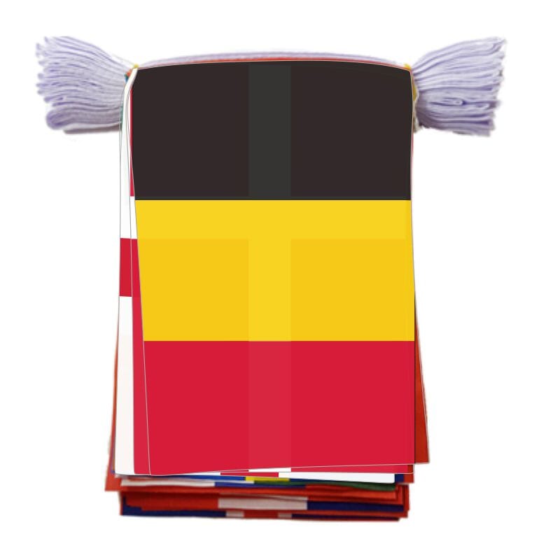 Fahnenkette Frauen-EM 2025 RIESENGROSS mit 16 Fahnen | 8 m lang Fahnen 30 x 45 cm - Bild 1