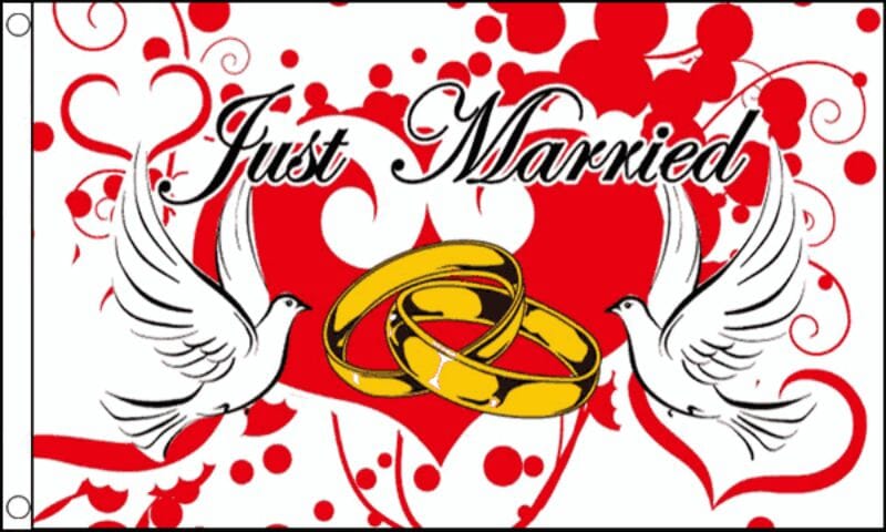 Just Married mit Ringen Fahne gedruckt | 90 x 150 cm - Bild 1