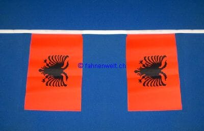 Fahnenkette Albanien gedruckt aus Stoff | 30 Fahnen 15 x 22.5 cm 9 m lang - Bild 1