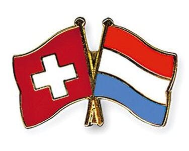 Freundschaftspin Schweiz-Luxemburg | Gr&ouml;sse ca. 22mm - Bild 1