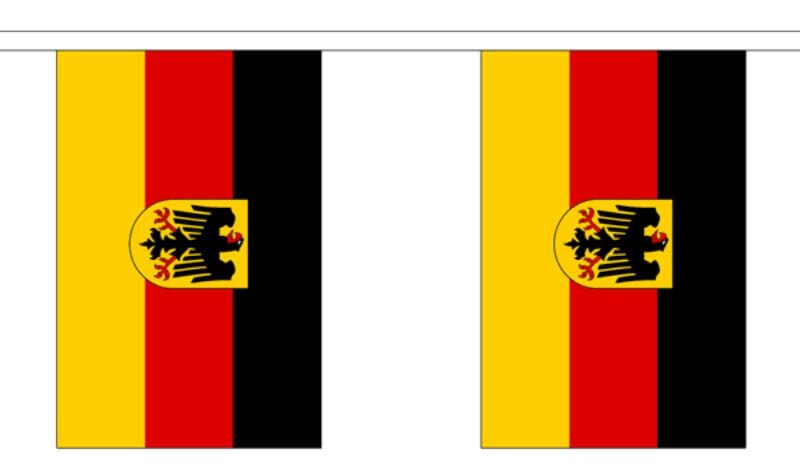 Fahnenkette Deutschland mit Adler gedruckt aus Stoff | 30 Fahnen 15 x 22.5 cm 9 m lang - Bild 1