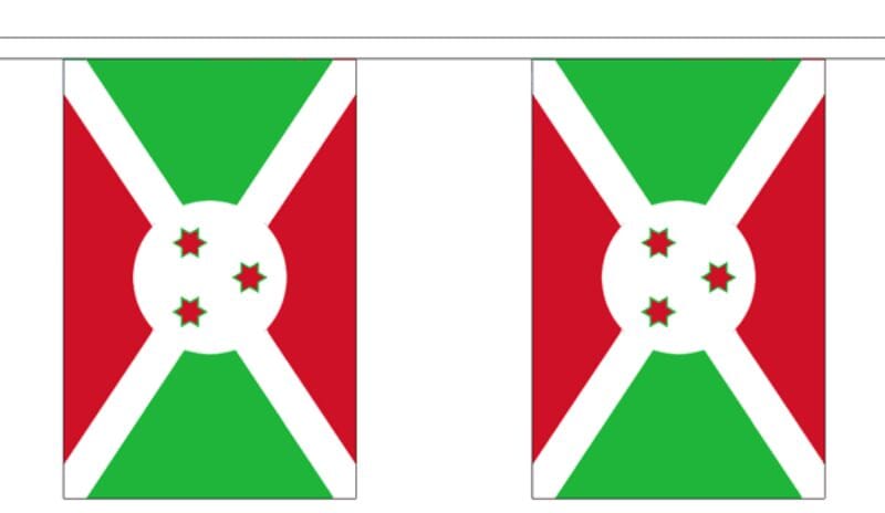 Fahnenkette Burundi gedruckt aus Stoff | 30 Fahnen 15 x 22.5 cm 9 m lang - Bild 1