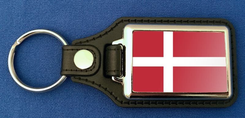 D&auml;nemark Schl&uuml;sselanh&auml;nger aus Metall und Kunstleder | ca. 95 X 37 mm - Bild 1