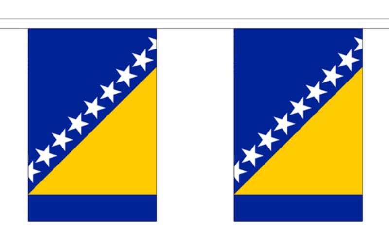 Fahnenkette Bosnien und Herzegowina gedruckt aus Stoff | 30 Fahnen 15 x 22.5 cm 9 m lang - Bild 1