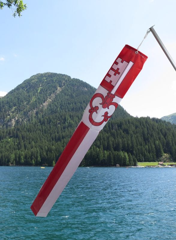 Windsack Kanton Obwalden | ca. &Oslash; 18 cm x 150 / 165 cm - Bild 1