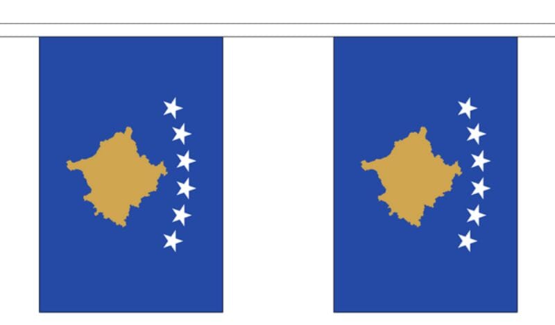 Fahnenkette Kosovo gedruckt aus Stoff | 30 Fahnen 15 x 22.5 cm 9 m lang - Bild 1