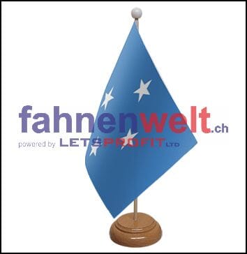 Mikronesien Tisch-Fahne aus Stoff mit Holzsockel | 22.5 x 15 cm - Bild 1