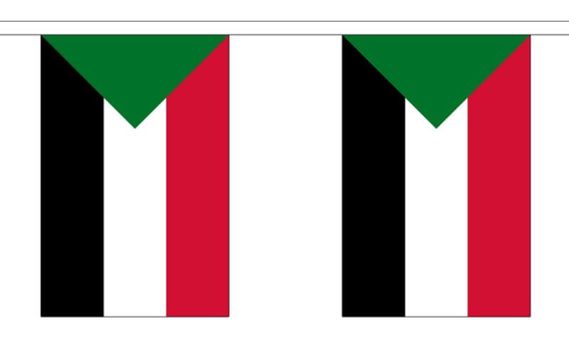 Fahnenkette Sudan gedruckt aus Stoff | 30 Fahnen 15 x 22.5 cm 9 m lang - Bild 1