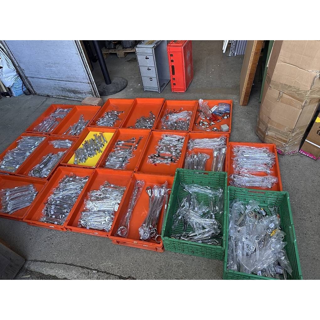 grosser Posten neue Forum Werkzeuge