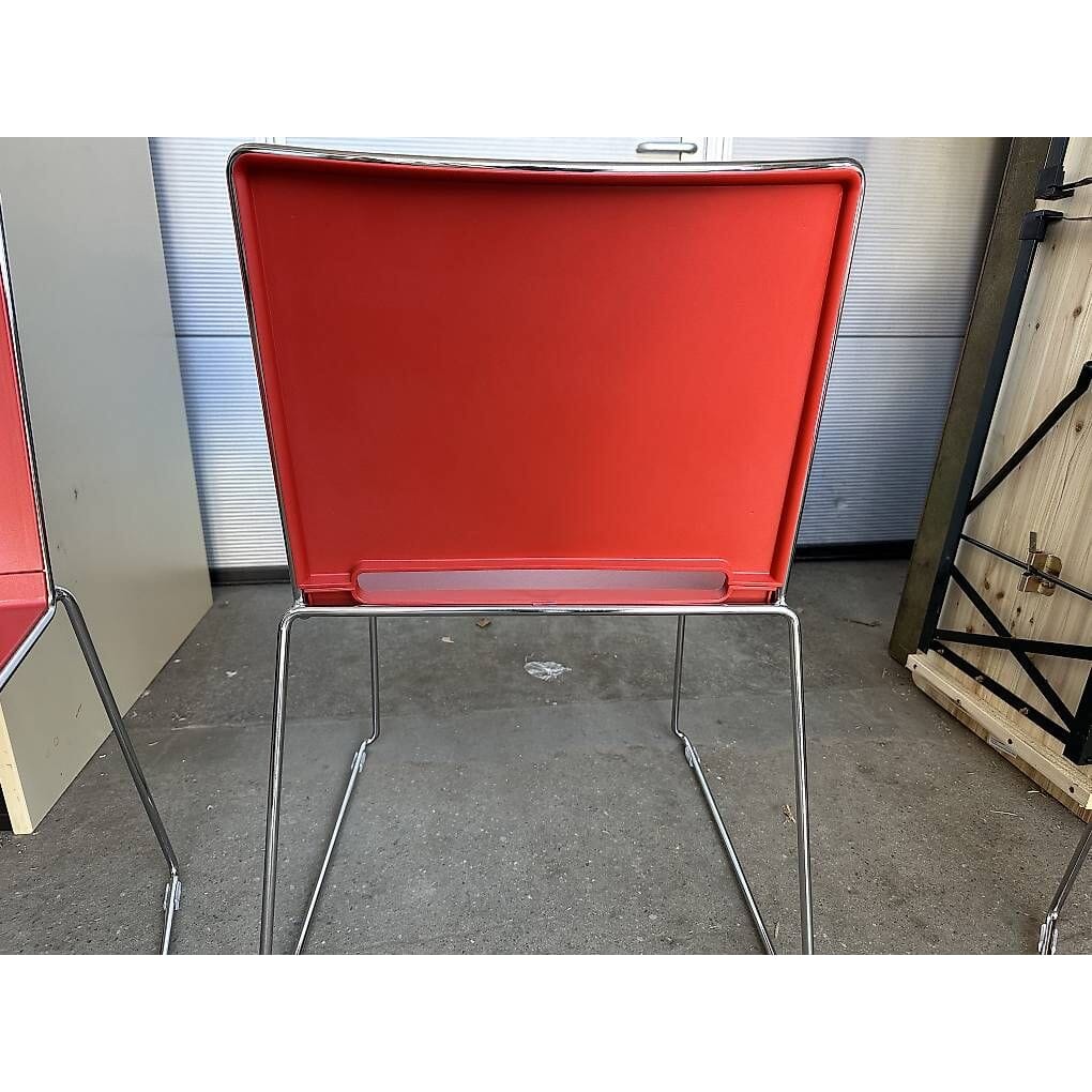 4 Stk. neue LaFilo stapelbare Designer Stühle in rot