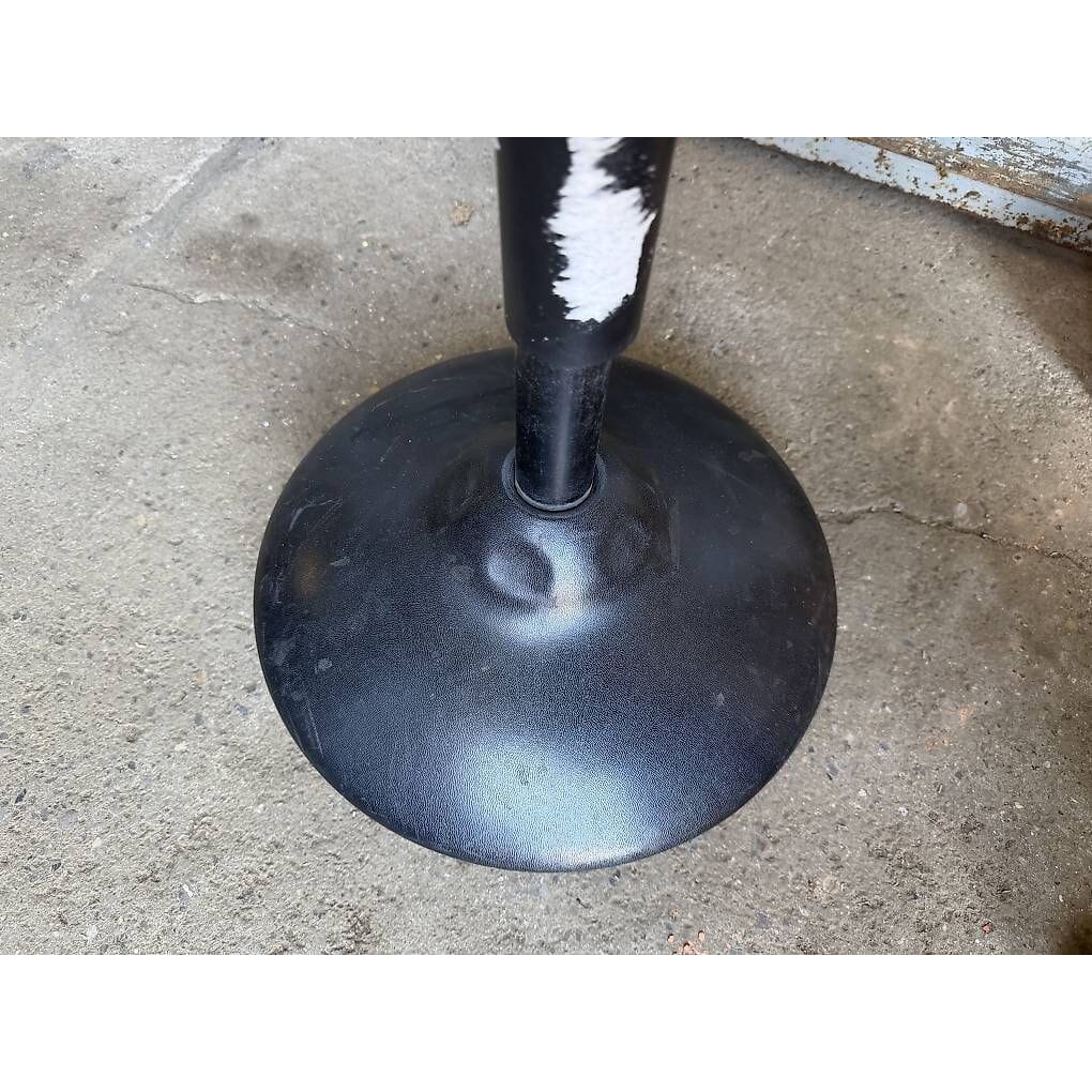 Bürohocker - ergonomischer Sitzhocker mit Schwingeffekt