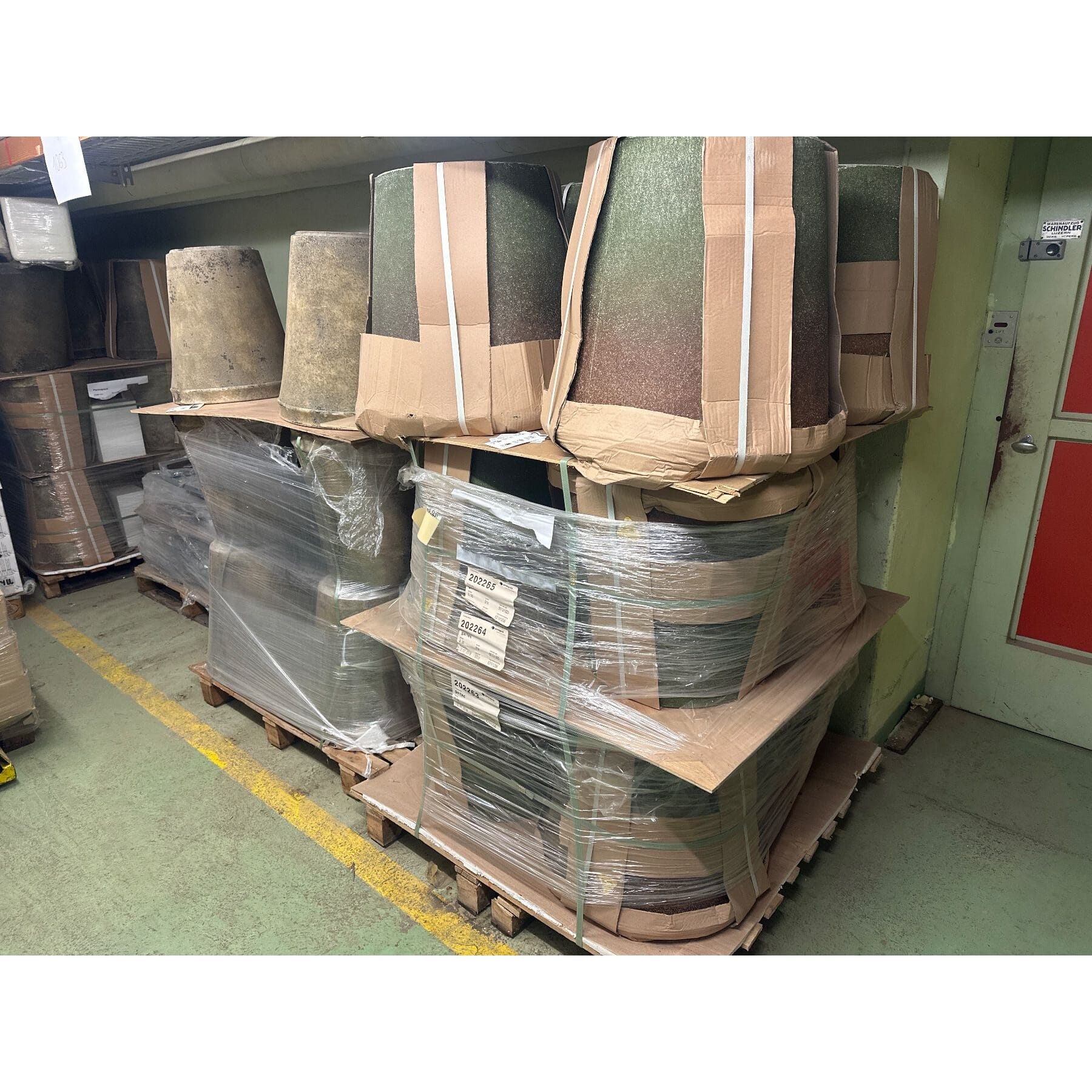 riesen Posten neue Pflanzentöpfe ca 700 tlg auch WIR 100%