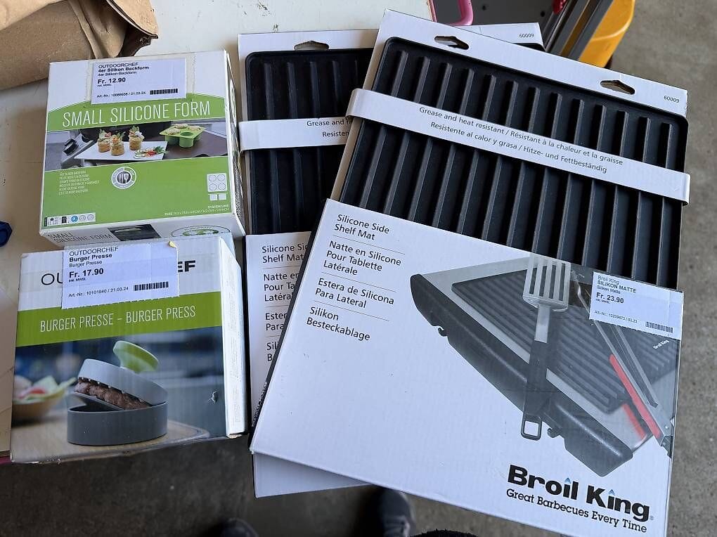 Review 2 Silikonmatten, Burgerpresse und Silikon Form, neu