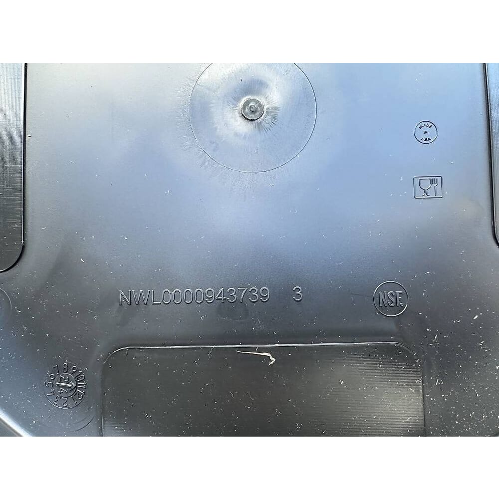 2 Stk Rubbermaid Sammelcontainer BRUTE inkl. Fahrgestell