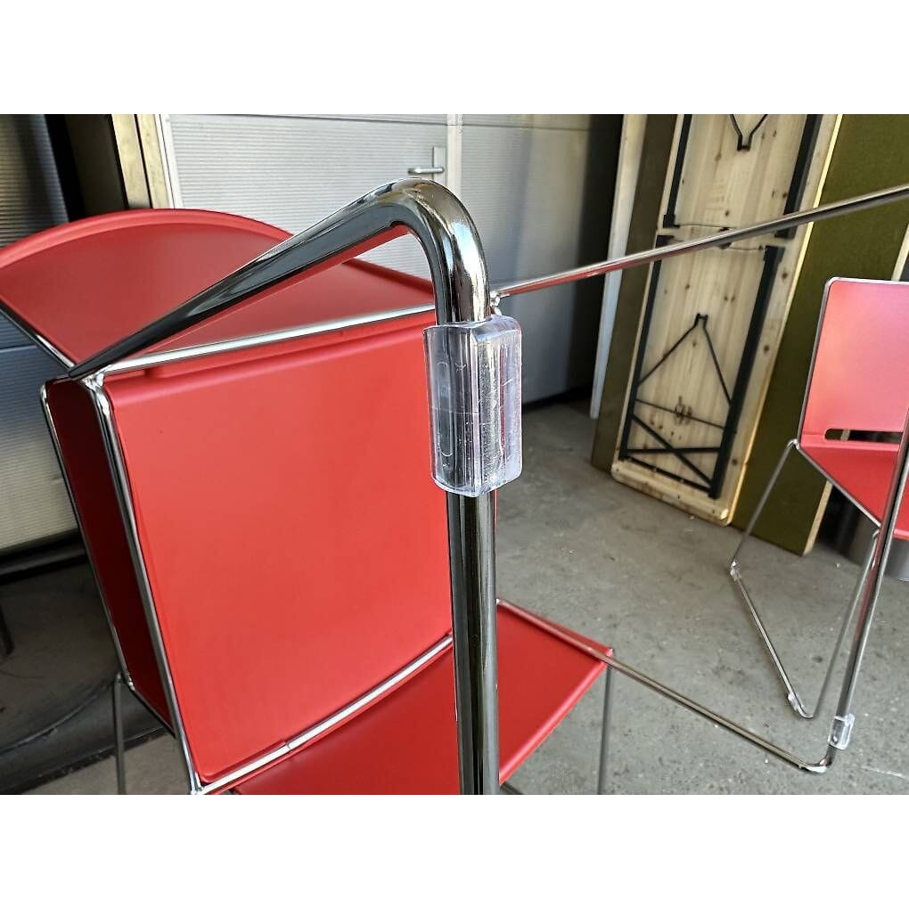 4 Stk. neue LaFilo stapelbare Designer Stühle in rot