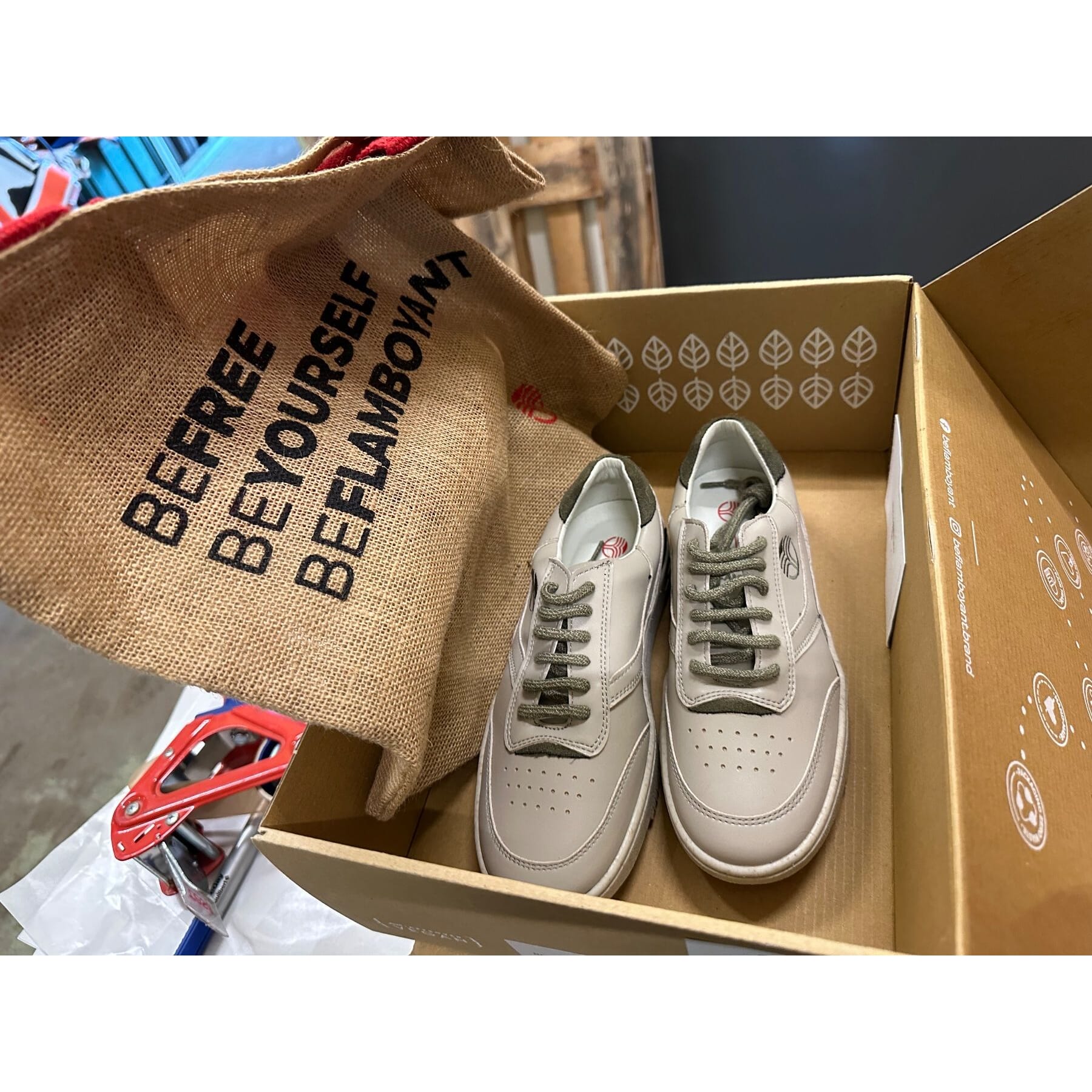 neuer Beflamboyant Vegane Sneakers UX Gr.39