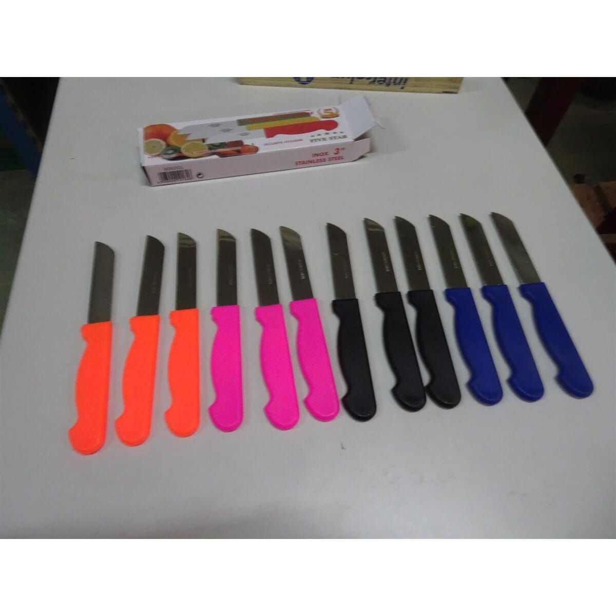 12 neue Küchenmesser in div. Farben