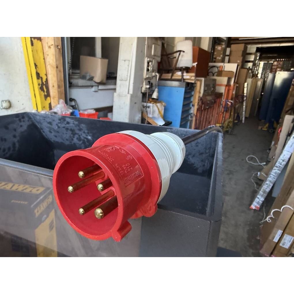 Profi Aktenvernichter Schredder Intimus 444 se, 380V