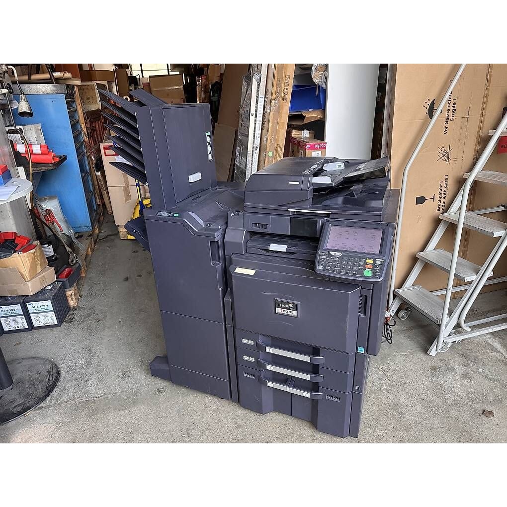 Kyocera TASKalfa 3051ci Farblaserdrucker inkl Finisher