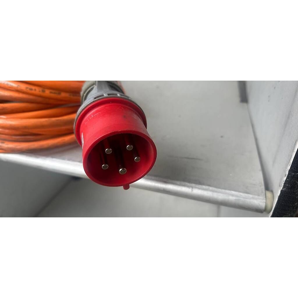 Über 10m PurPur Kabel inkl 5 Poliger Stecker