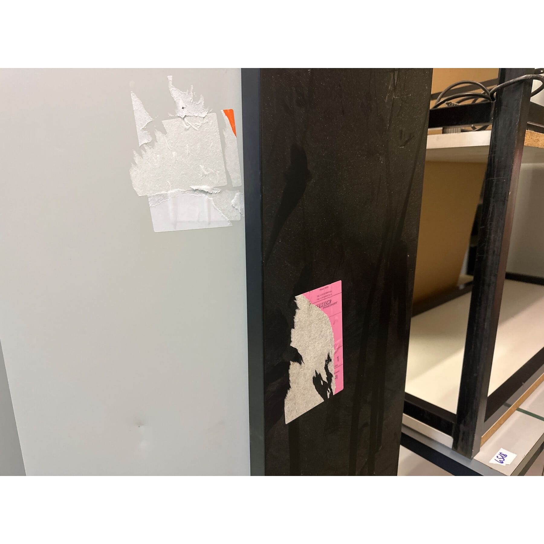 neuer Materialschrank für Lagerkästen 68x28x220cm