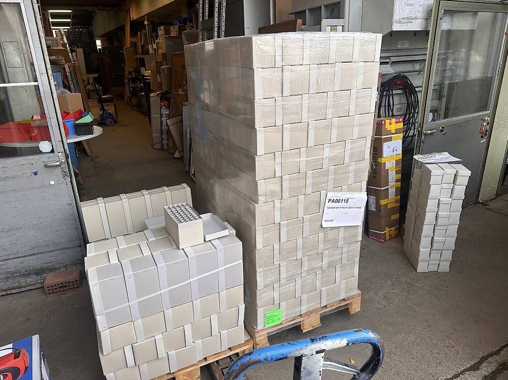 Review 240Stk Versandschachteln mit Deckel 252/127xh144mm