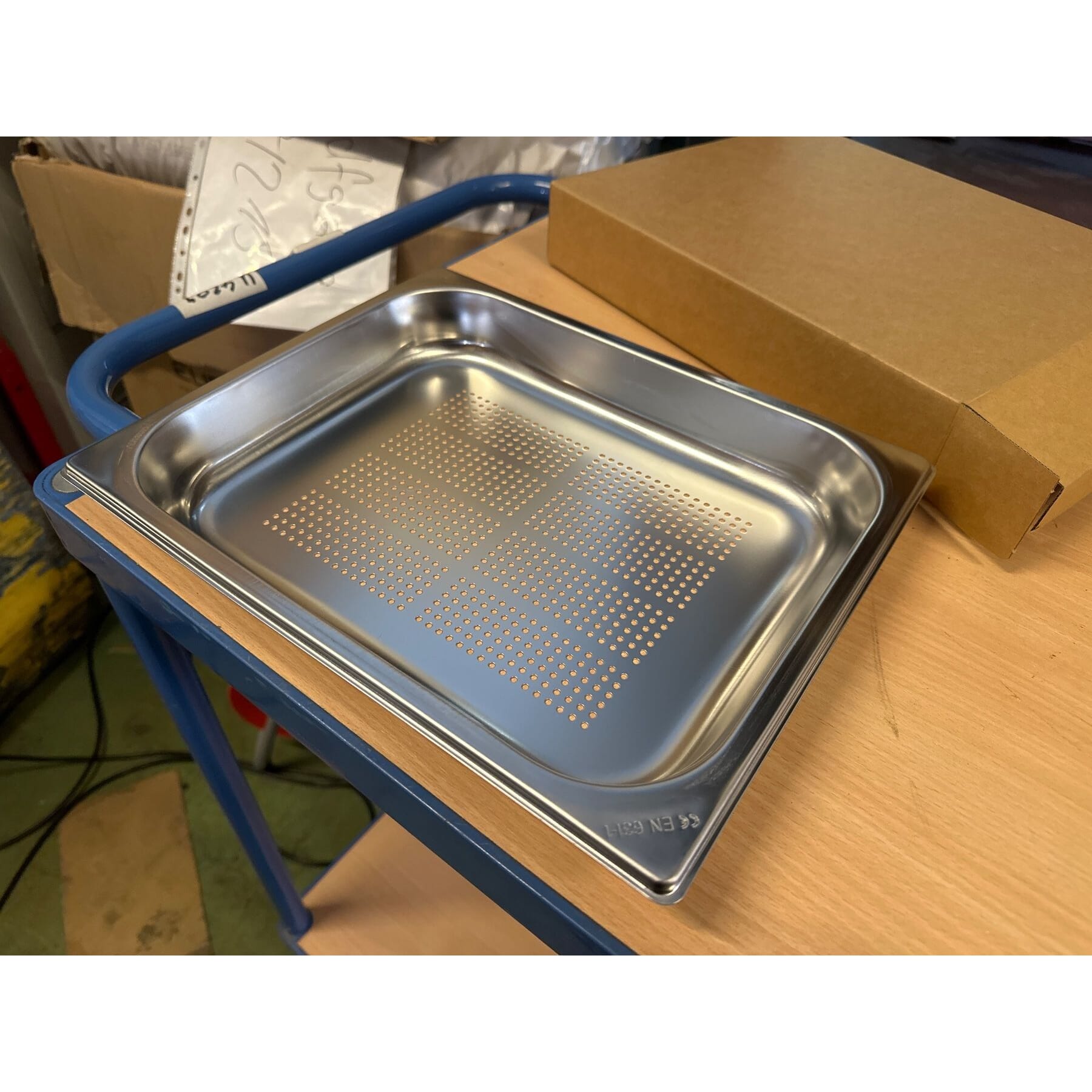 2x Gastro GN 1/2 Edelstahlbehälter neu & originalverpackt