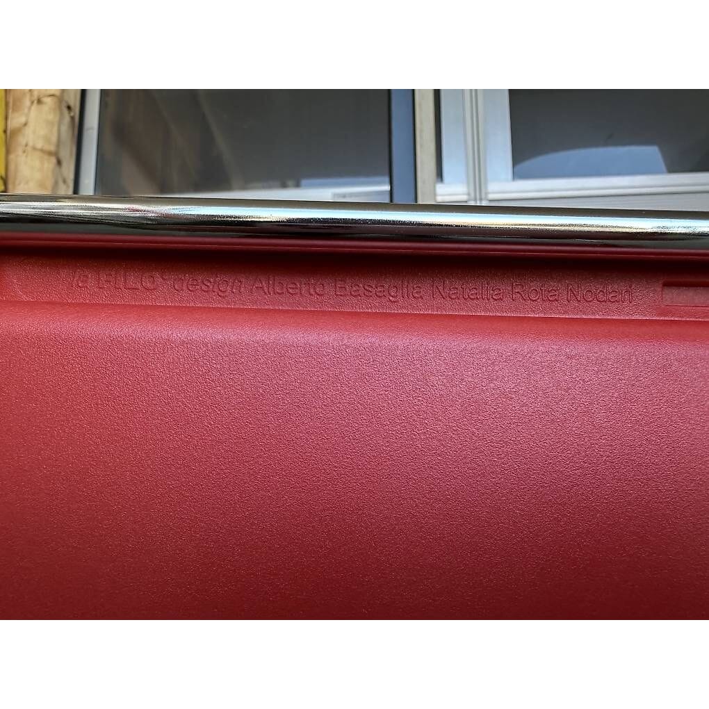 4 Stk. neue LaFilo stapelbare Designer Stühle in rot