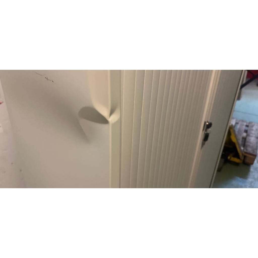 neuer Bisley Rollladenschrank mit Transportschaden