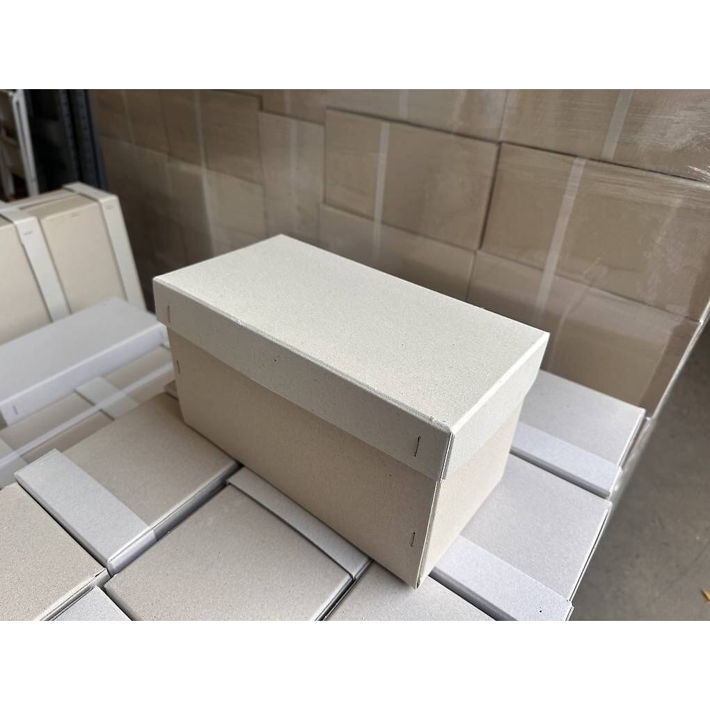 240Stk Versandschachteln mit Deckel 252/127xh144mm