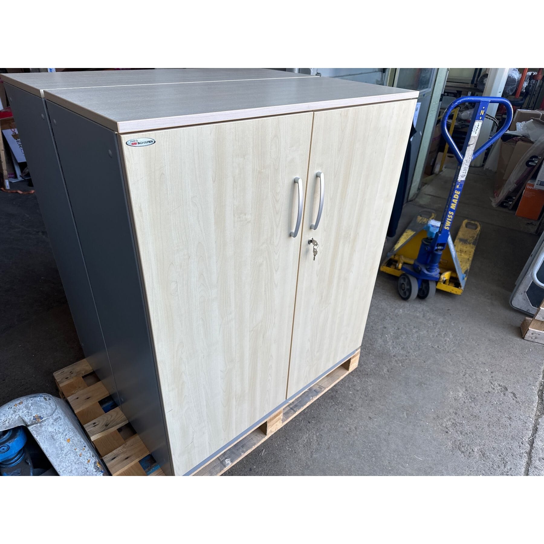 Büroschrank Aktenschrank abschliessbar Ahorn ab Ausstellung