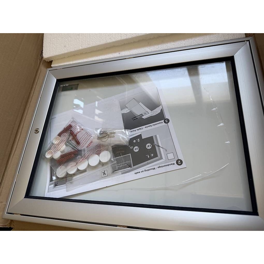 neuer Schaukasten 2xDIN A4, B:510x H385mm