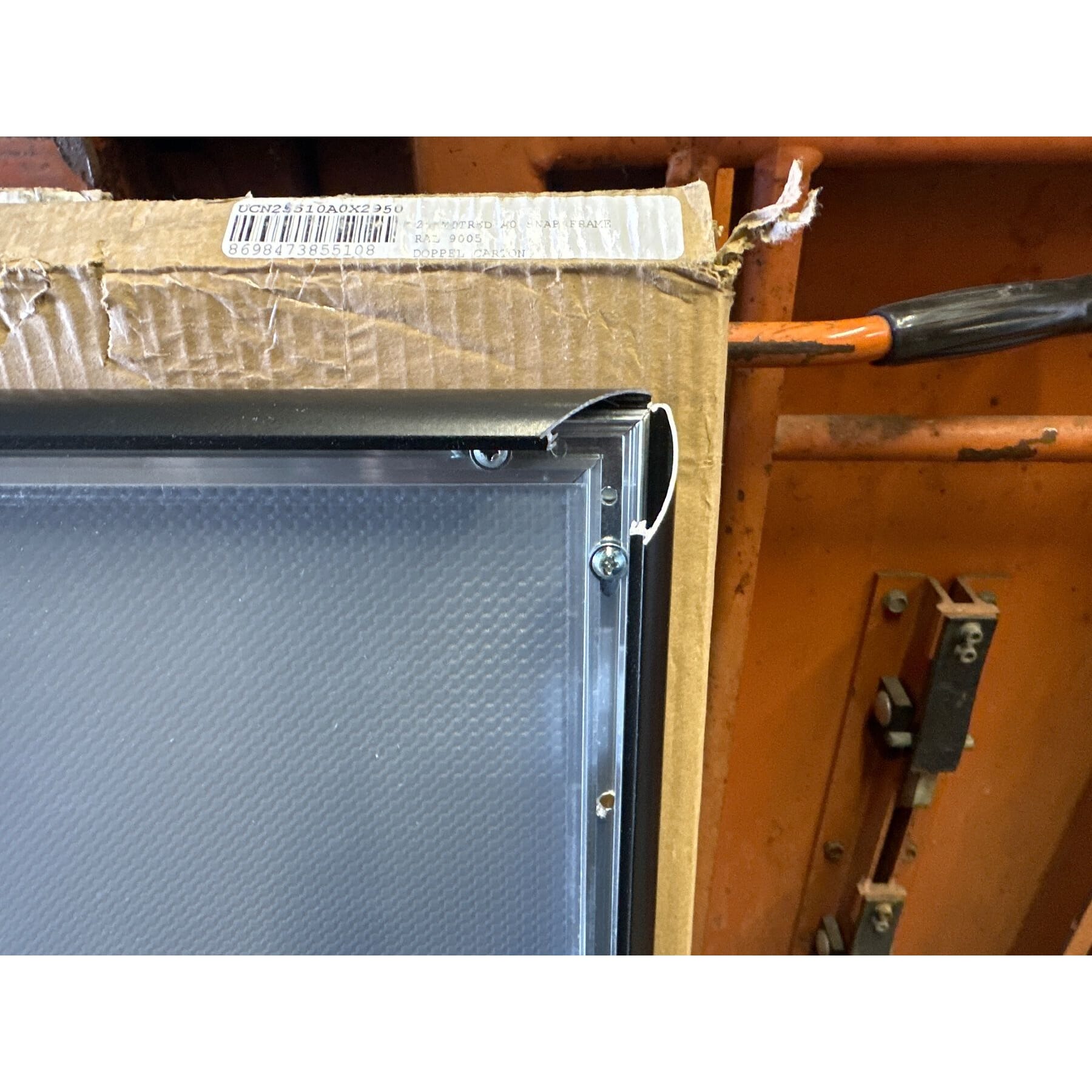 neuer Wechselrahmen Black Style, inkl. Wandmontage Material