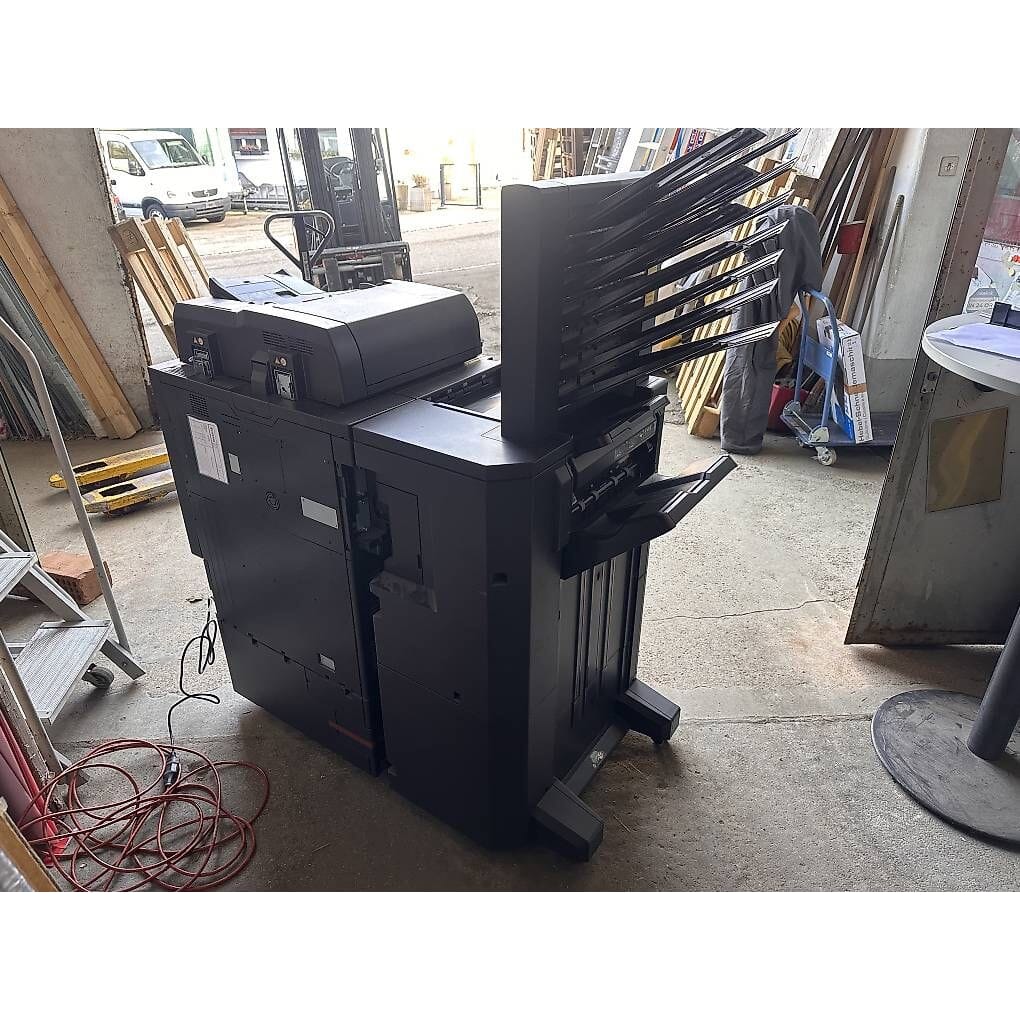 Kyocera TASKalfa 3051ci Farblaserdrucker inkl Finisher