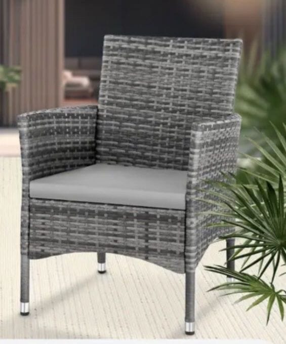 Review neuer Rattanstuhl grau/hellgrau inkl Sitzkissen