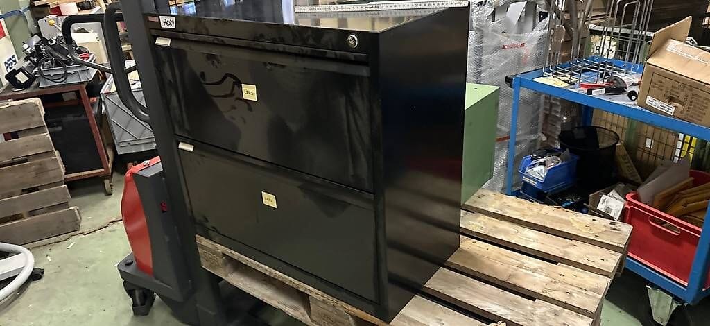 Review schöner Metallschrank Hängeregisterschrank